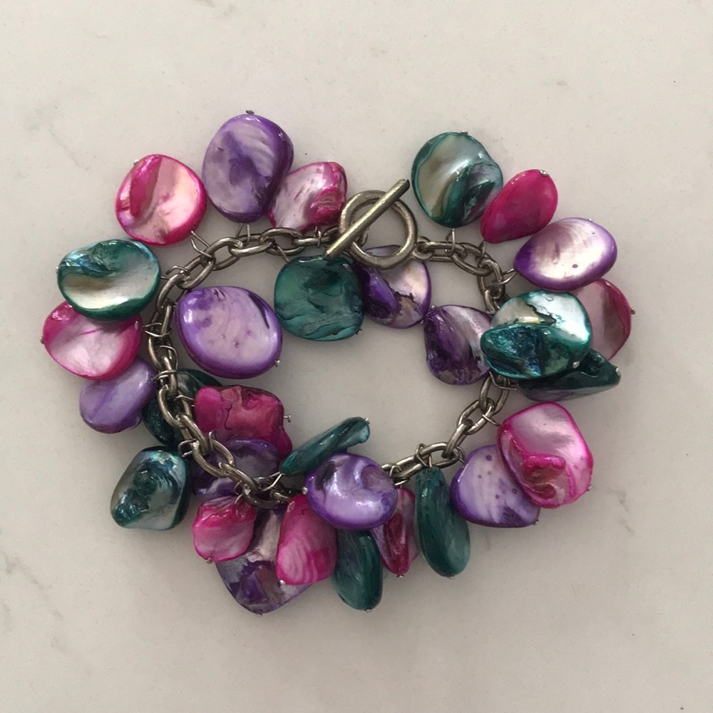 Dyed Pearl Coin Bracelet